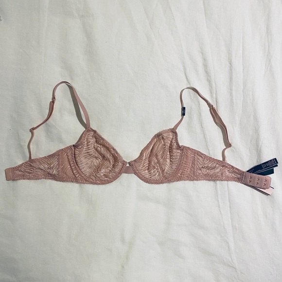 Victoria’s Secret VERY SEXY 3-piece set! 32C Bra & x-small Panties - Picture 3 of 10